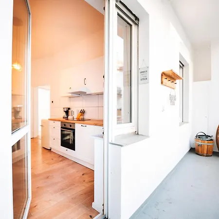 Daire Zentrale 2-schlafzimmer Am Hbf